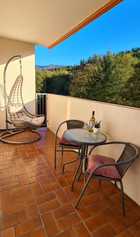 Ferienwohnung am Waldsee mit Schwimmbad Gernsbach Exterior foto