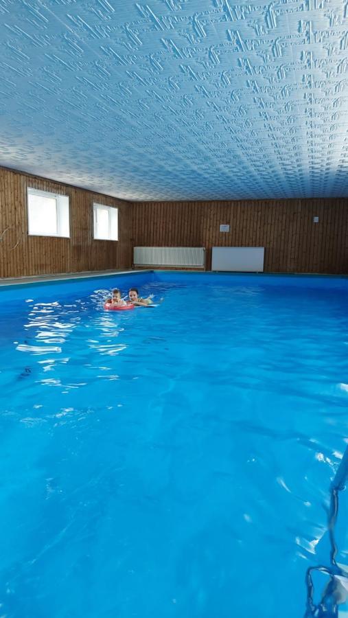 Ferienwohnung am Waldsee mit Schwimmbad Gernsbach Exterior foto